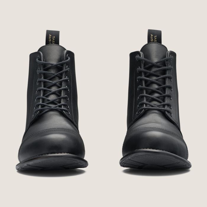 Blundstone Women's Heritage Lace Up Boots Black