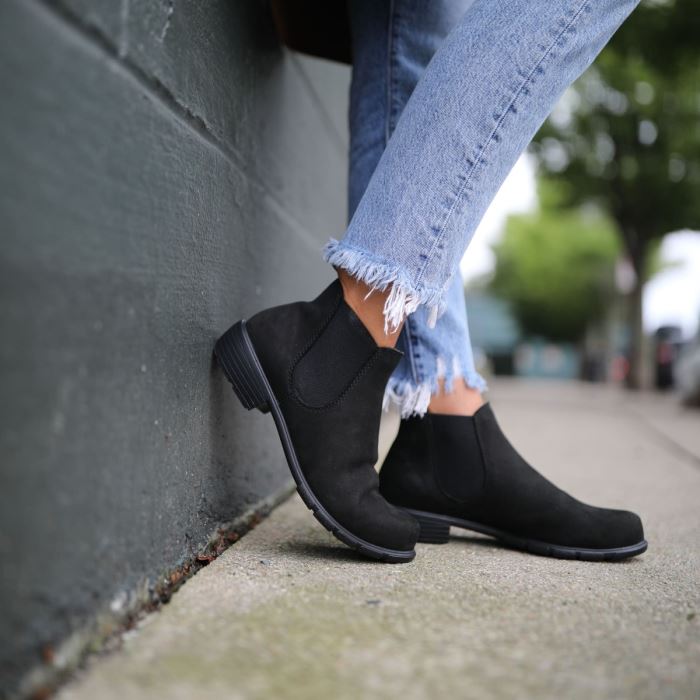 Women's Series Ankle Boots Black Nubuck Blundstone