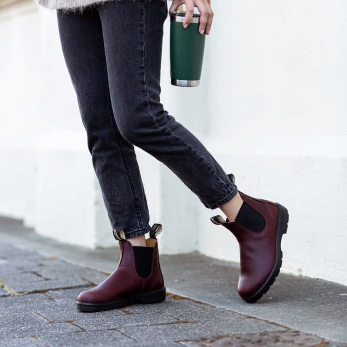 Women's Classics Chelsea Boots Auburn Blundstone