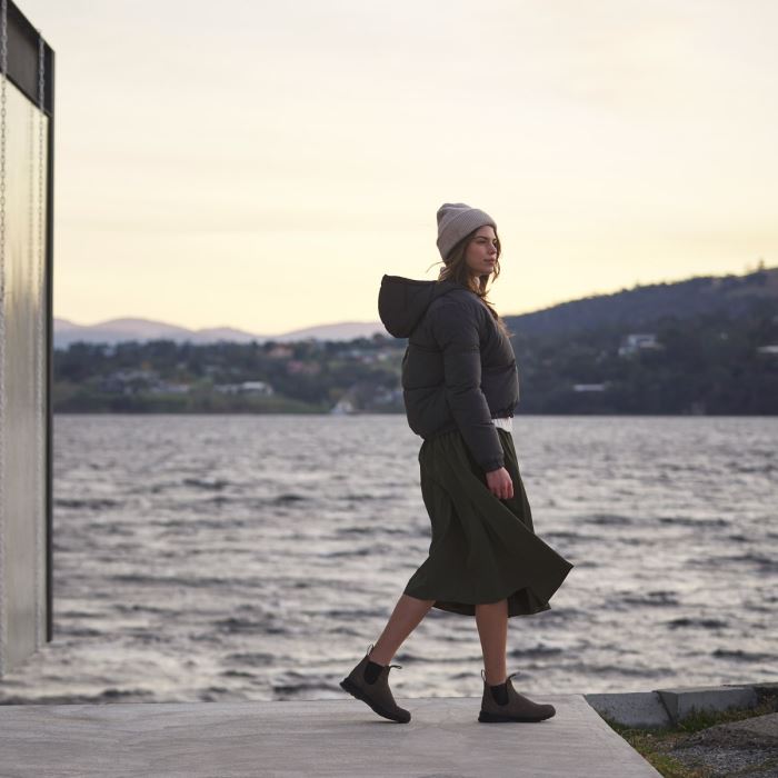 Blundstone Women's Active Chelsea Boots Rustic Brown